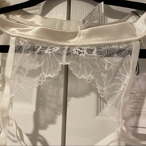 🎈Bluebella Emerson Suspender Belt - Picture 5 of 6